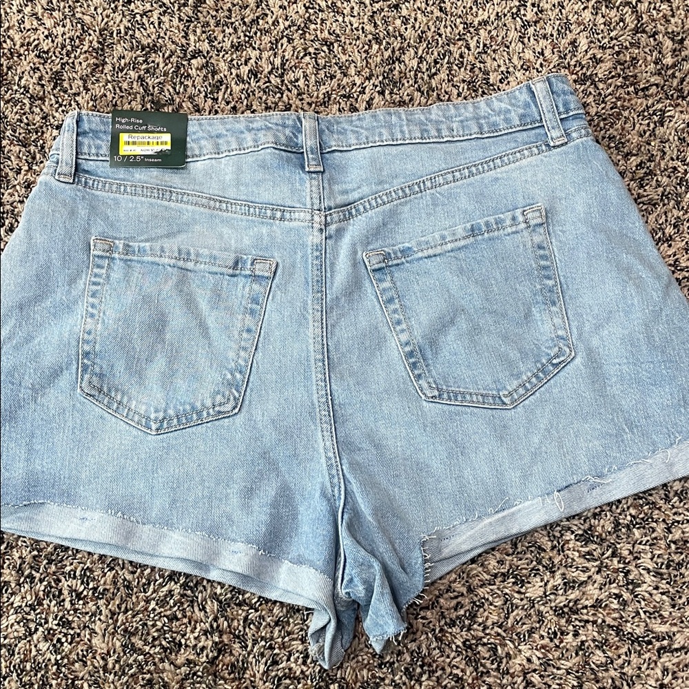 Wild Fable Light Blue Denim Women's Shorts Size 10 | NWT - Picture 2 of 5